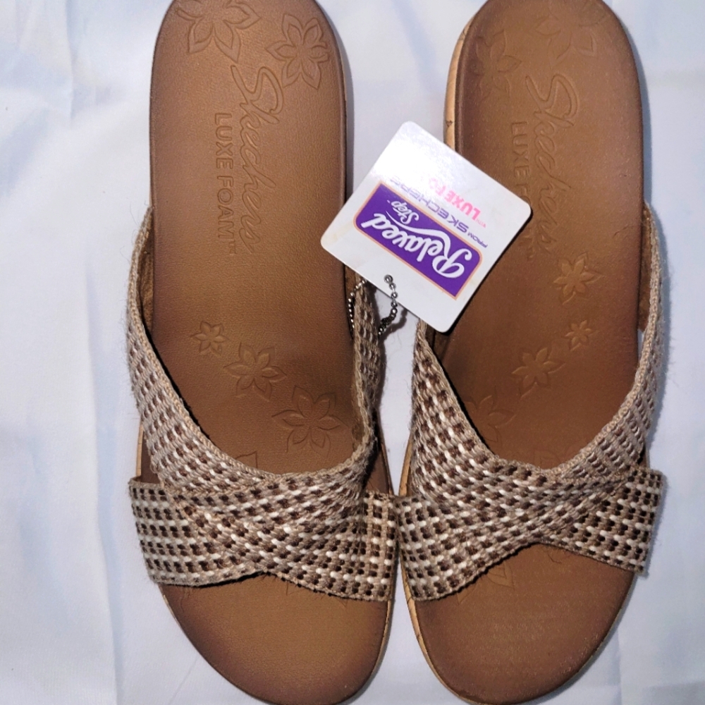 Sketchers NWT Wedge 10 - Picture 2 of 3